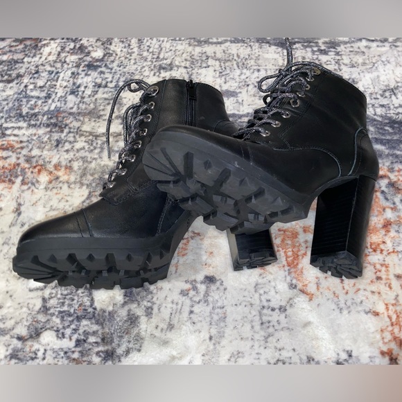 Aldo Combat Boot. - Picture 4 of 5